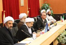 نشست مشترک جمعی از اساتید حوزه و دانشگاه به مناسبت سالروز وحدت حوزه و دانشگاه 